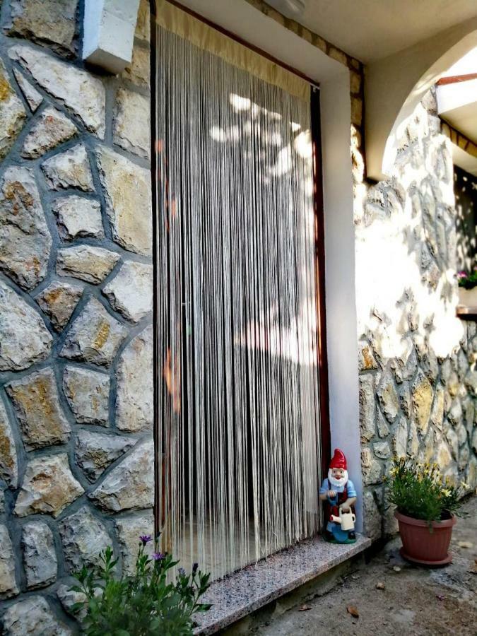 Apartman Tri Palme Gabonjin المظهر الخارجي الصورة